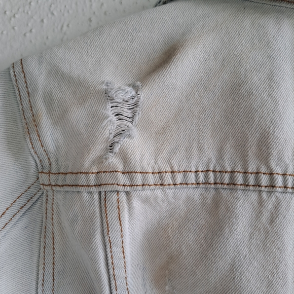 😁mono b Distressed Jean Jacket - Picture 6 of 9